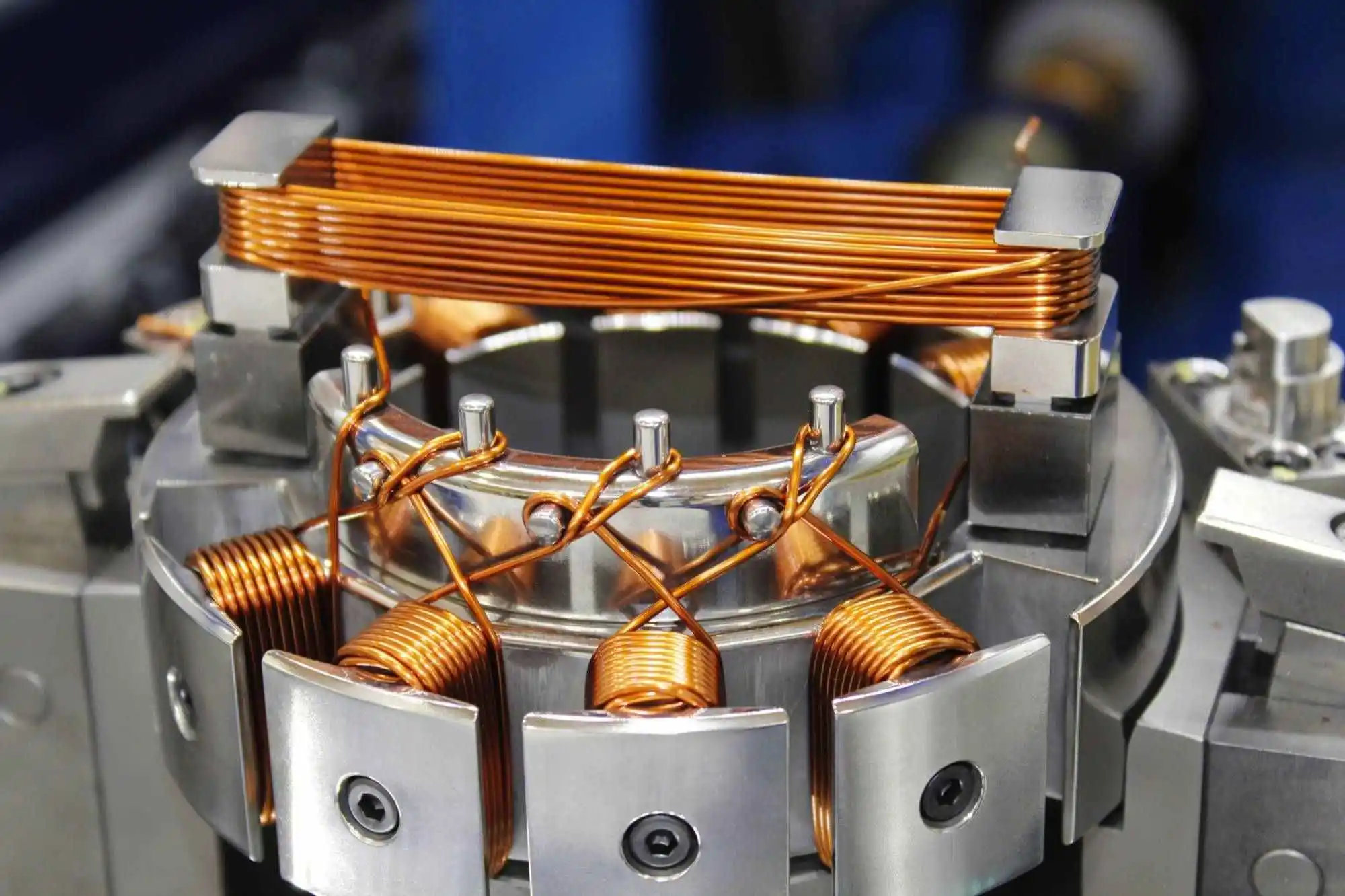 Präzisionsgewickelte Militärspulen für verbesserte Leistung und Zuverlässigkeit